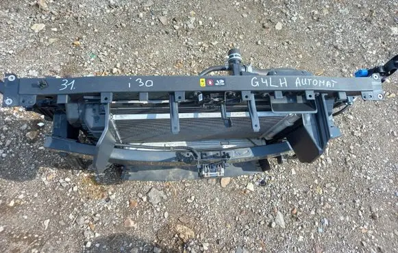 Hyundai i30 Front piece kit 