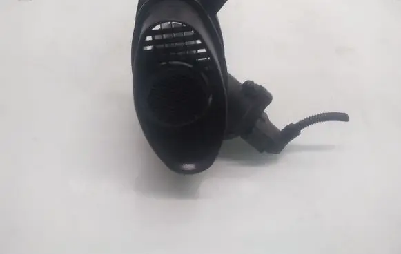 BMW 5 E39 Mass air flow meter 136277870760