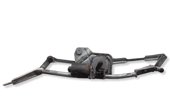 Volvo XC90 Front wiper linkage and motor 