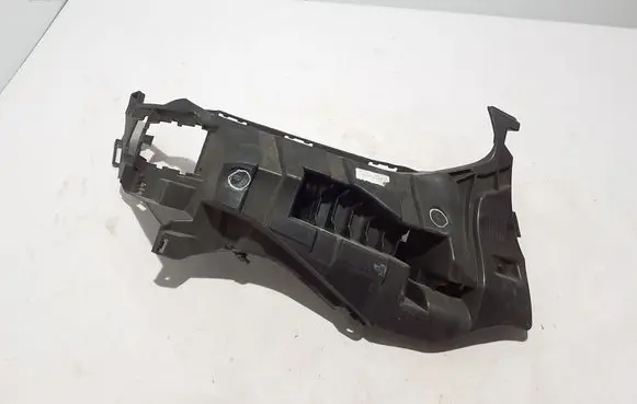 BMW X4M F98 Front bumper mounting bracket 8065192