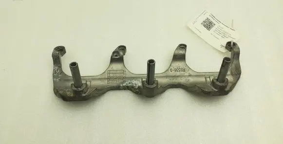 Porsche Cayenne (92A) Fuel Injector clamp holder 06E133340E