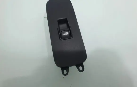 Volvo C30 Electric window control switch 30773214