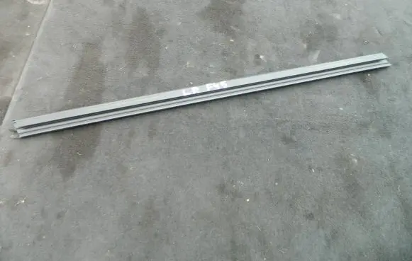 BMW 2 F45 Front door glass trim molding 7298825