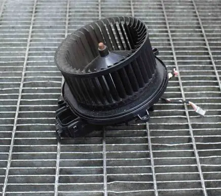 BMW 1 F20 F21 Heater fan/blower T967354 T947775