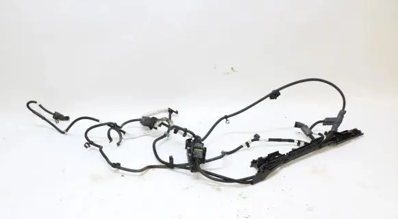 Skoda Octavia Mk4 Fuel line/pipe/hose 5WA131961M