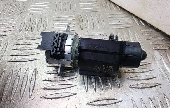 Volvo V40 Headlight level adjustment motor 7721163200 23052018A