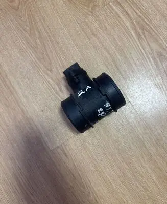 Hyundai Trajet Mass air flow meter 0281002447 2816427000