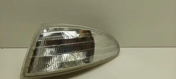 Ford Mondeo MK I Front indicator light 93BG13368AB