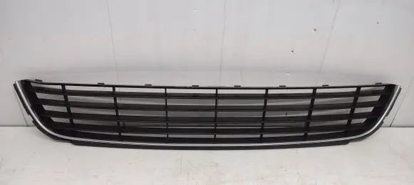 Volkswagen Golf VI Front bumper lower grill 5K0853677
