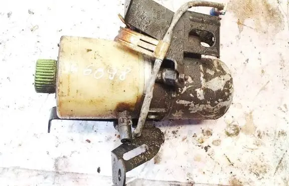 Skoda Fabia Mk1 (6Y) Power steering pump 6q0423371