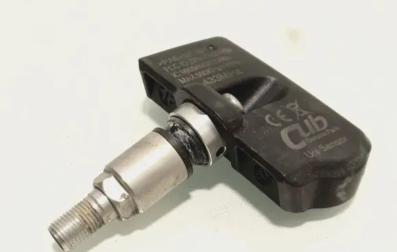 BMW 5 F10 F11 Tire pressure sensor 99959AVS62u009 ZPnvS62U009