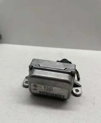 Volkswagen Touran I ESP acceleration yaw rate sensor 1K0907655B U975B11H13 10098503194