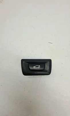 BMW 5 G30 G31 G38 Tailgate/boot open switch button 9275119