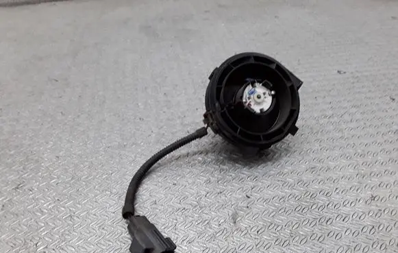 Volvo S60 Engine control unit/module fan 8666595