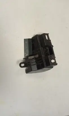 Toyota Sienna XL40 IV Other engine bay part 16695F0020