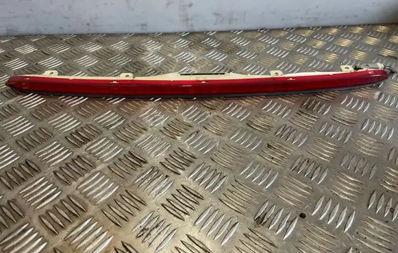 Honda Civic Third/center stoplight 05055