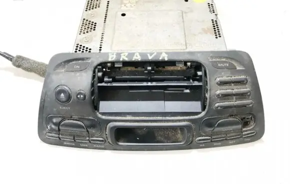 Fiat Bravo - Brava Radio/CD/DVD/GPS head unit 91827981