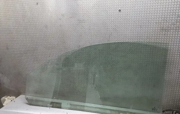 Volkswagen New Beetle Front door window/glass (coupe) 