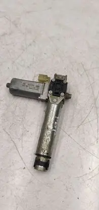 BMW 7 E65 E66 Seat adjustment motor 0390203230