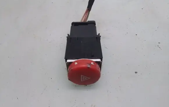 Seat Altea XL Hazard light switch
