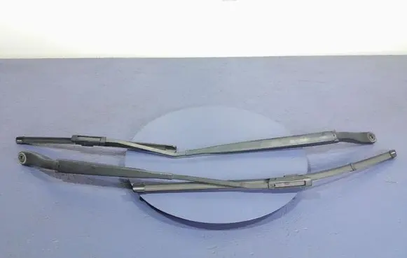 Renault Megane III Front wiper blade arm 288860005R