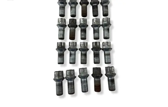 Volkswagen Golf VII Nuts/bolts 