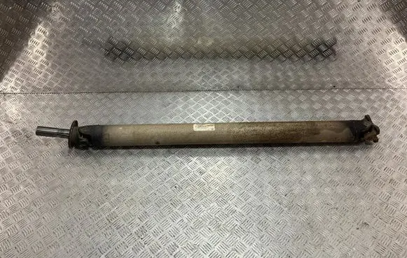 Nissan Navara D23 Rear driveshaft/prop shaft 373004JA0A