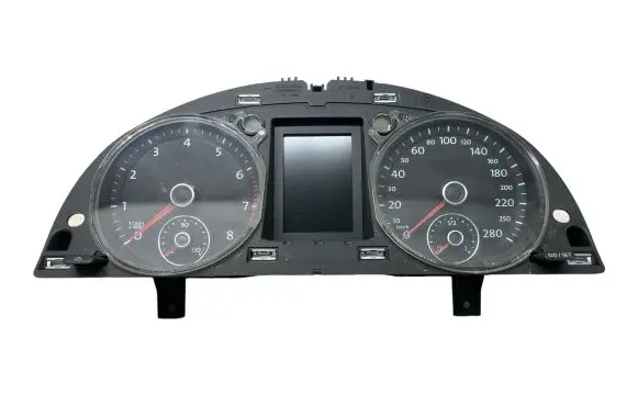 Volkswagen PASSAT CC Speedometer (instrument cluster) 3C8920870 01102008 GT60SZ69DZV