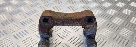 Citroen Berlingo Brake caliper pad carrier rear 