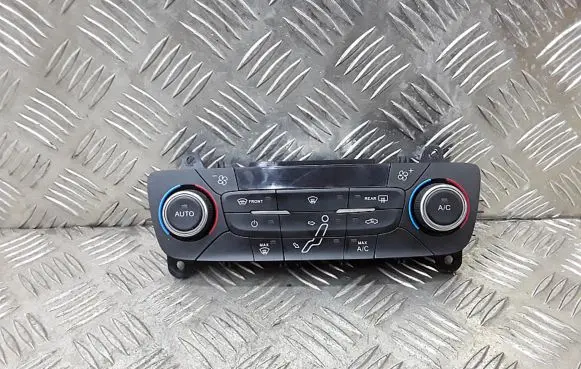 Ford Focus Climate control unit F1ET18C612