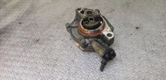 Citroen C3 Vacuum pump 72814409