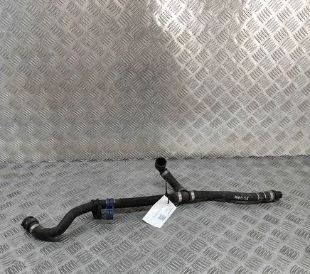 Mercedes-Benz Sprinter W907 W910 Engine coolant pipe/hose A9105011600