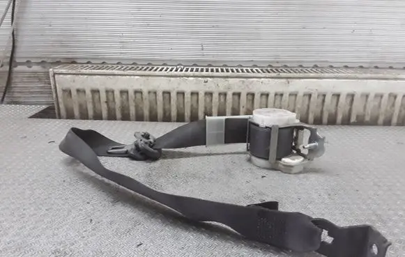Opel Vectra C Front seatbelt