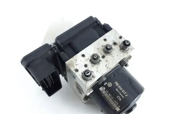 Volkswagen Transporter - Caravelle T6 ABS Pump 7E0907379L 7E0614517J