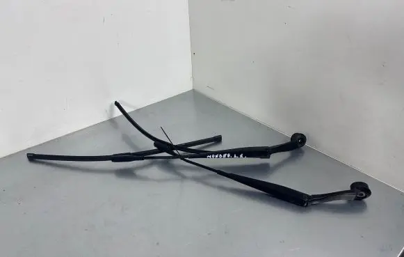 Ford Mondeo MK V Front wiper blade arm DS7317B589AD DS7317C495AD