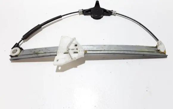 Mazda 6 Front window lifting mechanism without motor