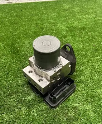 Porsche Cayenne (9Y0 9Y3) ABS Pump 9Y0614102H T9Y0000 269826