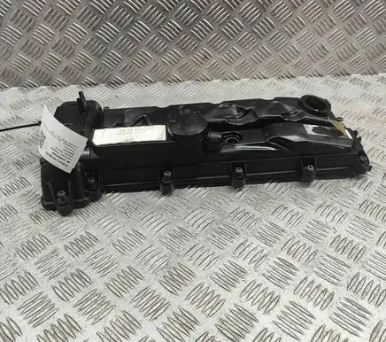 Mercedes-Benz Vito Viano W639 Rocker cam cover A6510100230