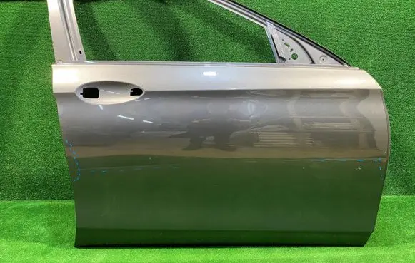 Mercedes-Benz E W213 Front door A2137220210