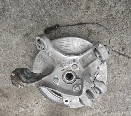 Tesla Model 3 Rear wheel hub spindle/knuckle 104441600g