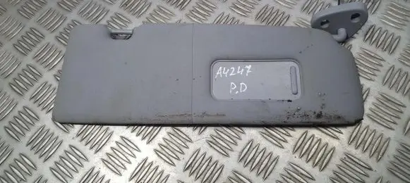 BMW 1 E81 E87 Sun visor 1010472400 101-0472400