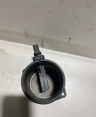 Volkswagen PASSAT B8 Mass air flow meter 03G906461C 19325570