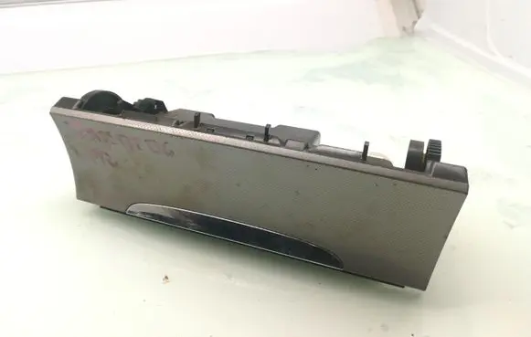 Volkswagen PASSAT B6 Glove box 3C0863284A 3C0857961A