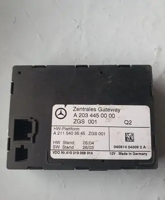Mercedes-Benz C W203 Gateway control module A2034450000