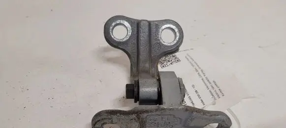Volvo V50 Front door upper hinge