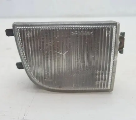 Volkswagen PASSAT B4 Front indicator light 3A0953156 85805111