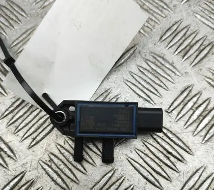 Volvo XC60 Exhaust gas pressure sensor 30668645