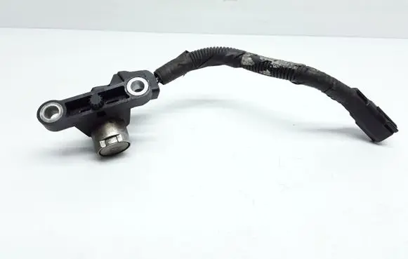 Volvo XC90 Crankshaft position sensor 30637803