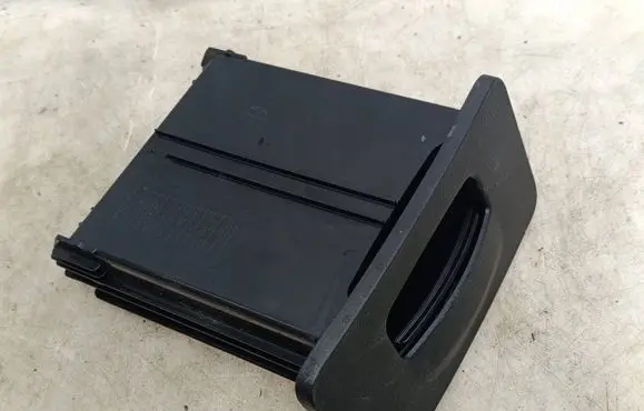 Hyundai Santa Fe Dashboard storage box/compartment 