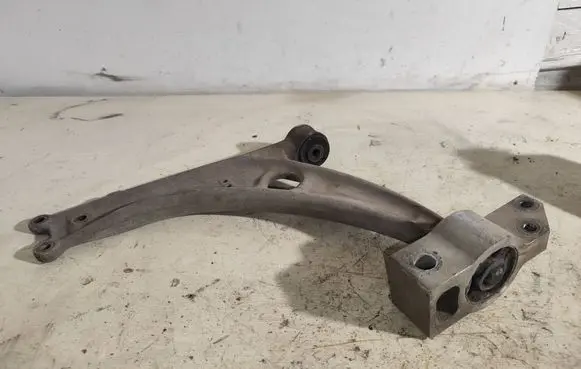 Volkswagen PASSAT B6 Front lower control arm/wishbone 3c0407153b